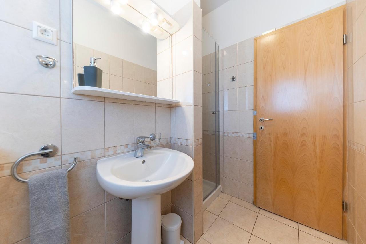 Apartments Leonarda مورتير المظهر الخارجي الصورة