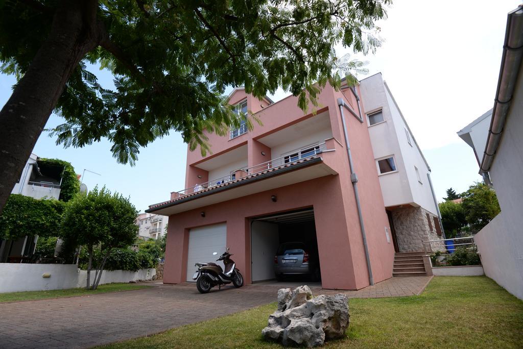 Apartments Leonarda مورتير المظهر الخارجي الصورة