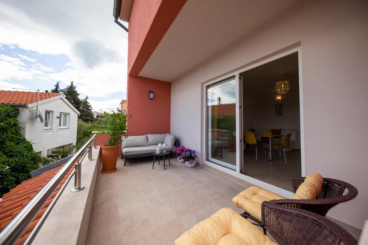 Apartments Leonarda مورتير المظهر الخارجي الصورة